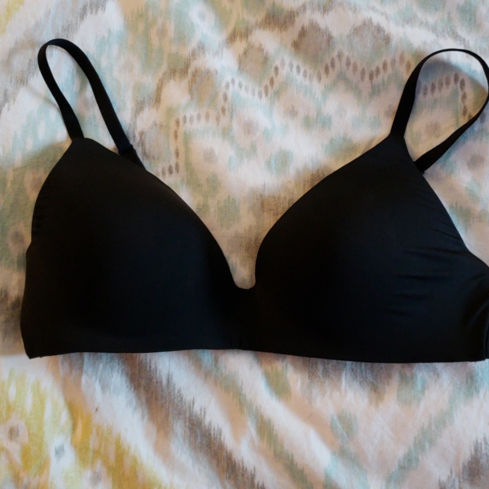 Victoria secret 34C bra